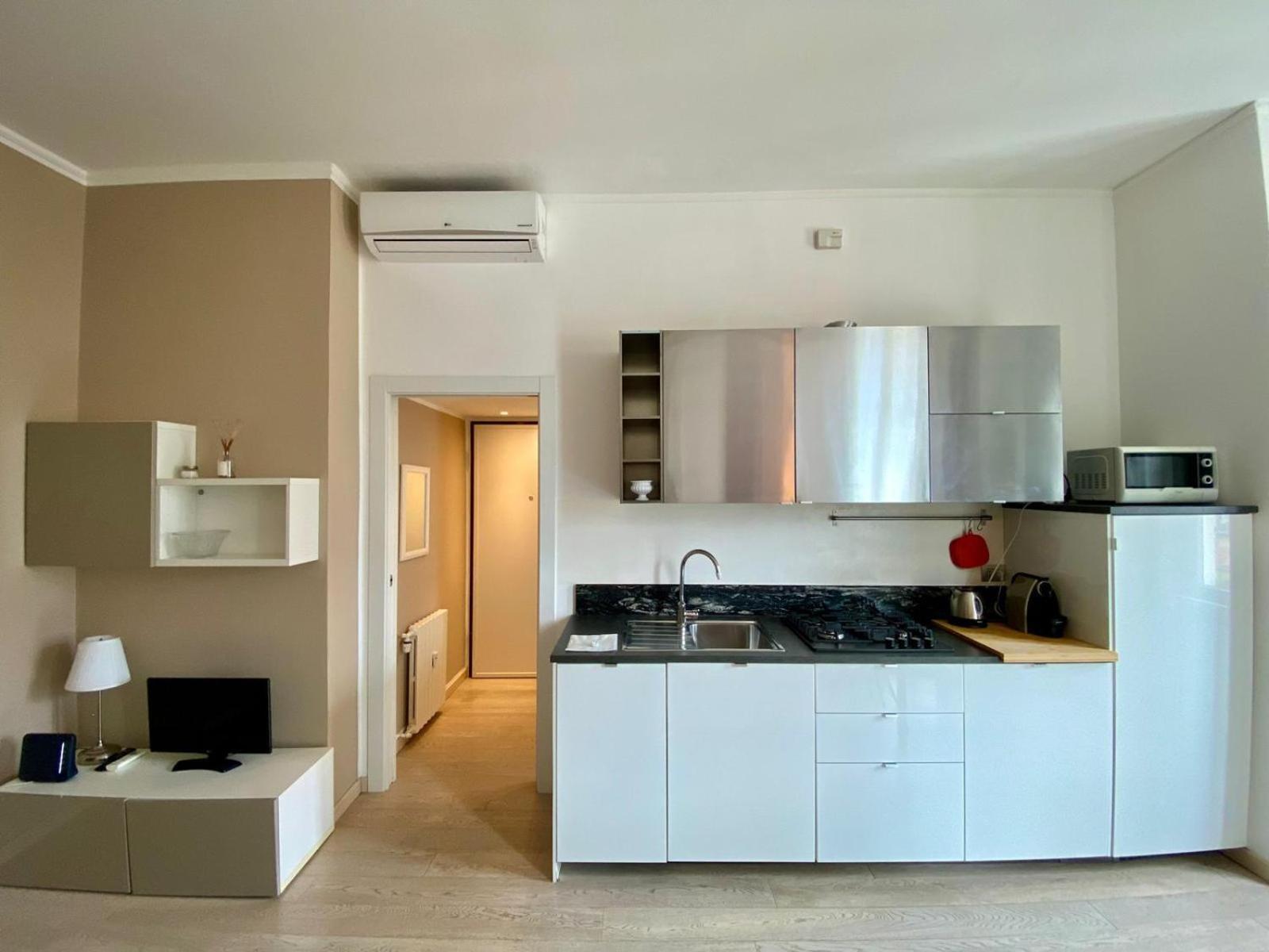 Piazzale Susa Bright Flat Con Veranda ミラノ エクステリア 写真